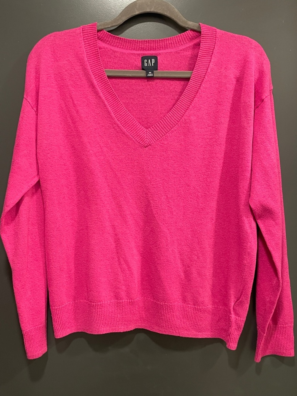 GAP Bright Hot Pink Crewneck Sweater
